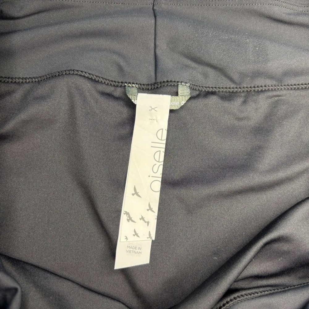 Oisellee Toolbelt Roga Shorts Women's 8 Daring Dots Running Athletic Inseam 4" - Picture 3 of 9